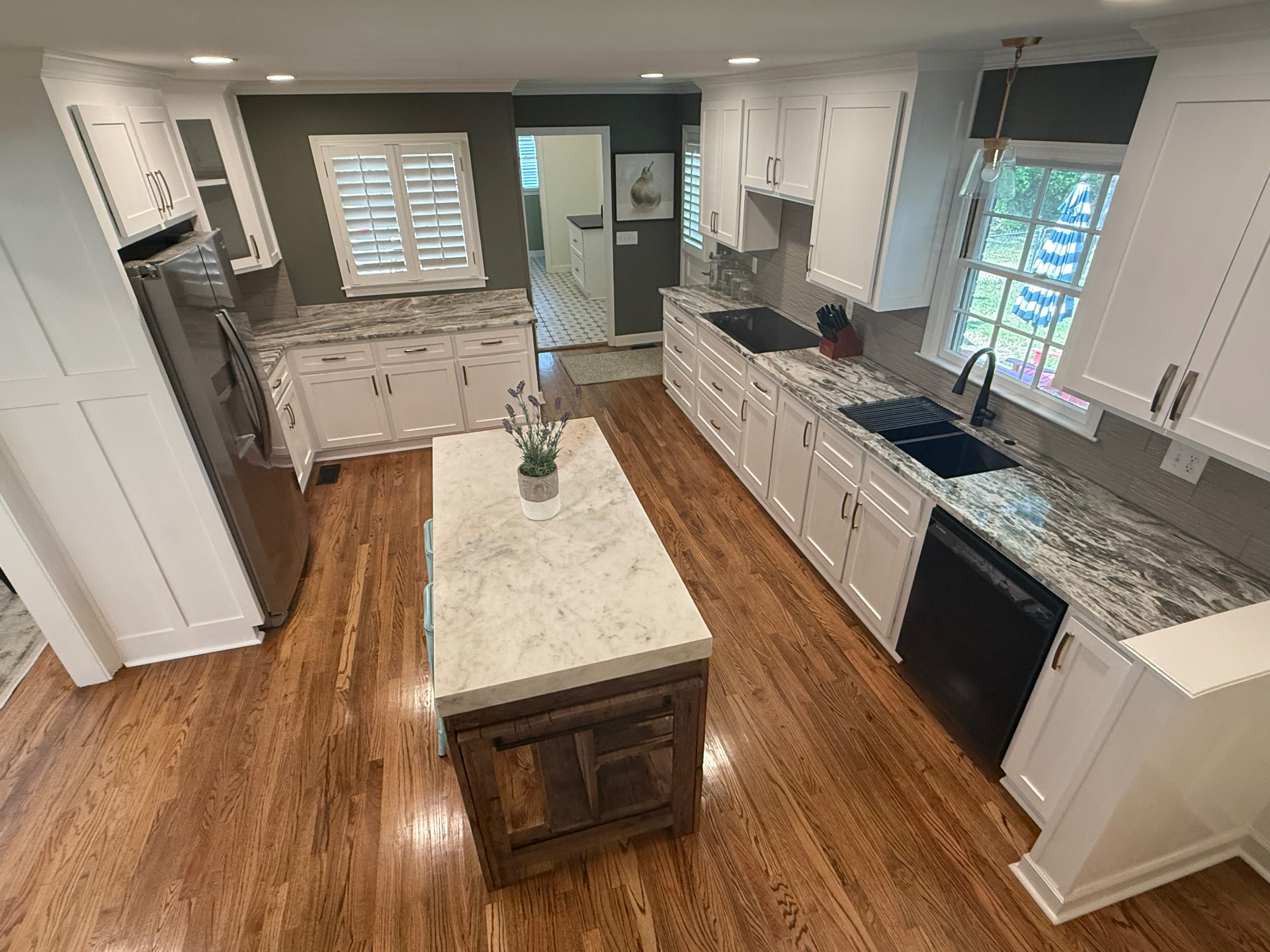 Pre-sale kitchen cleaning project in Perry, GA